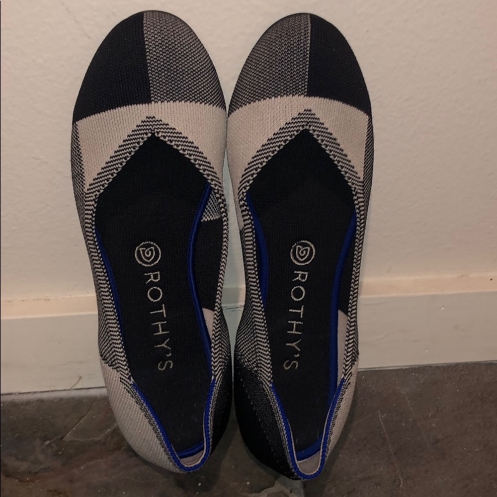Rothy’s Captoe Black flats